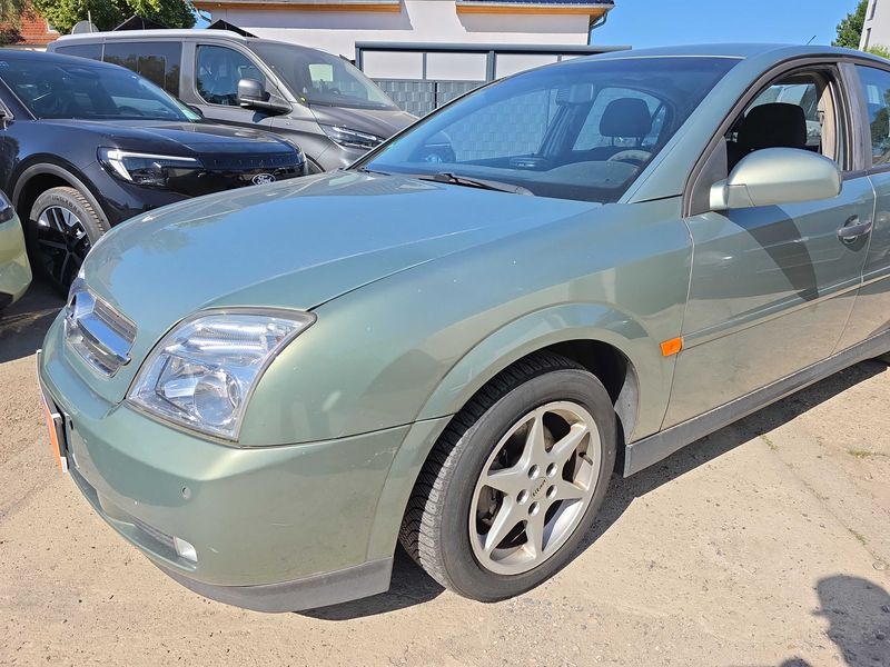 Opel Vectra 2.2 Comfort — zdjęcie 2