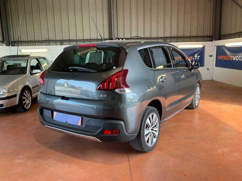 Peugeot 3008 1.2 e-THP Allure — zdjęcie 2