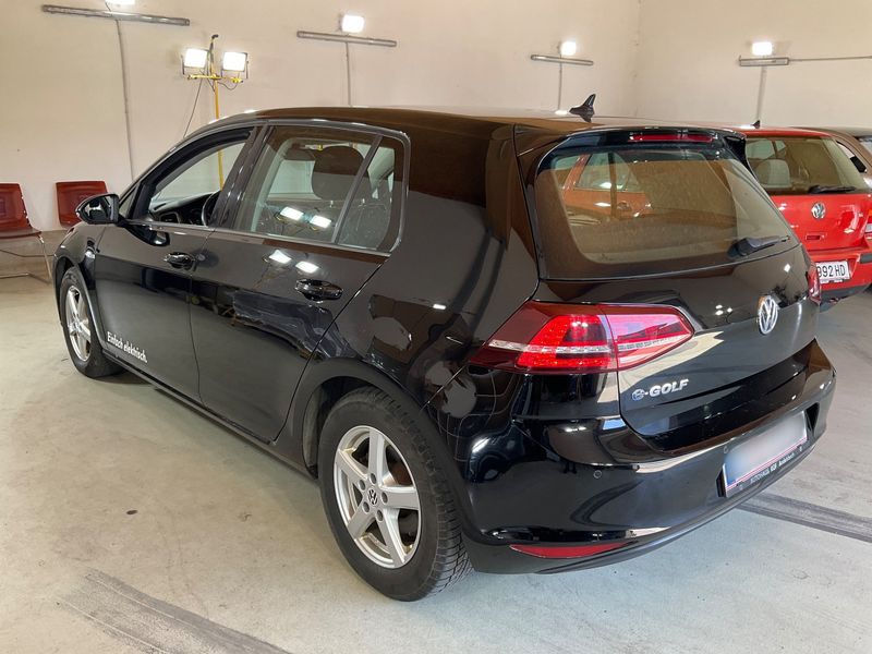 Volkswagen e-Golf VII electric drive 85 kW — zdjęcie 3