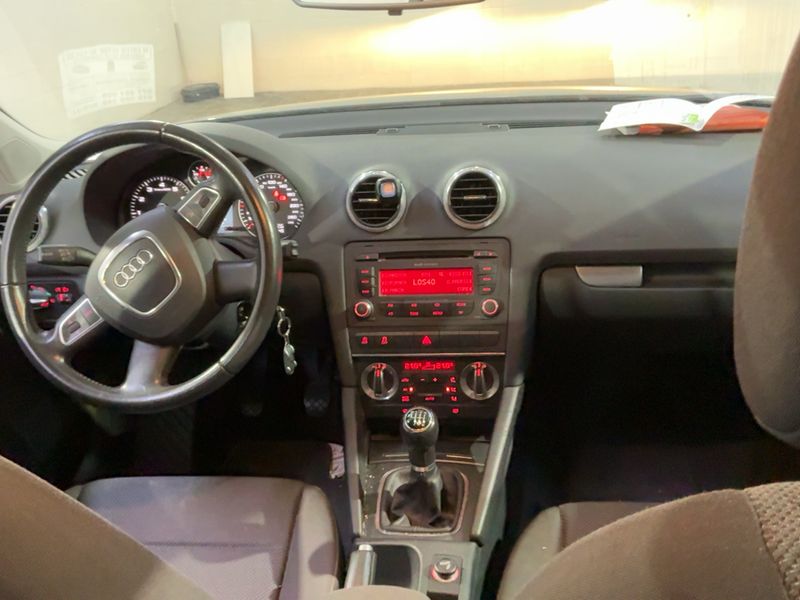 Audi A3 Sportback 1.4 TFSI Attraction — zdjęcie 12