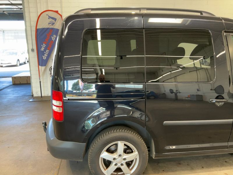 Volkswagen Caddy 1.6 BIFuel Trendline — zdjęcie 6