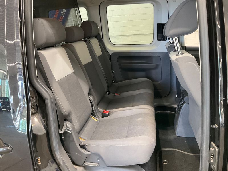 Volkswagen Caddy 1.6 BIFuel Trendline — zdjęcie 14