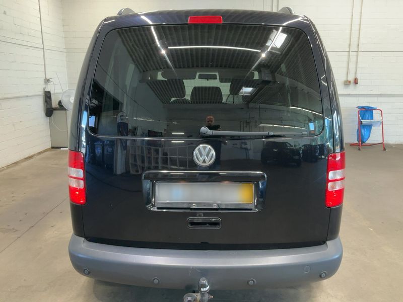 Volkswagen Caddy 1.6 BIFuel Trendline — zdjęcie 5