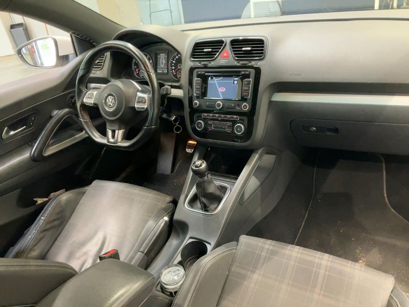 Volkswagen Scirocco 1.4 TSI Edition — zdjęcie 12