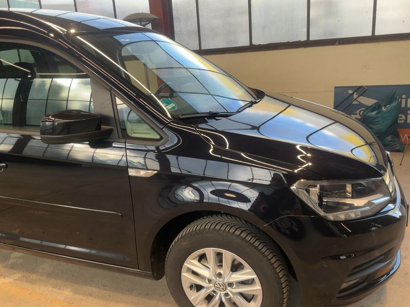 Volkswagen Caddy 2.0 TDI Comfortline BlueMotion Tech — zdjęcie 8