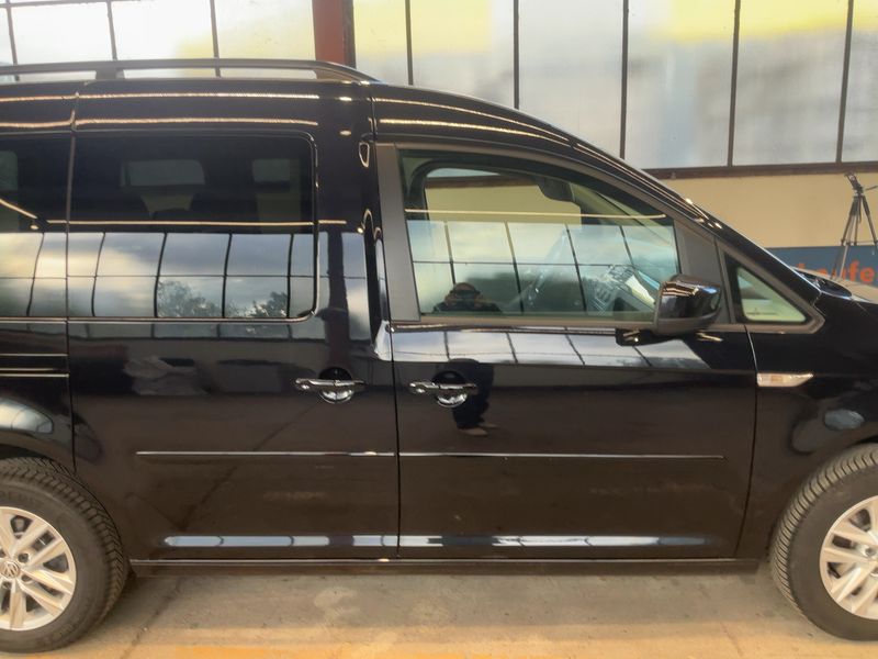 Volkswagen Caddy 2.0 TDI Comfortline BlueMotion Tech — zdjęcie 7