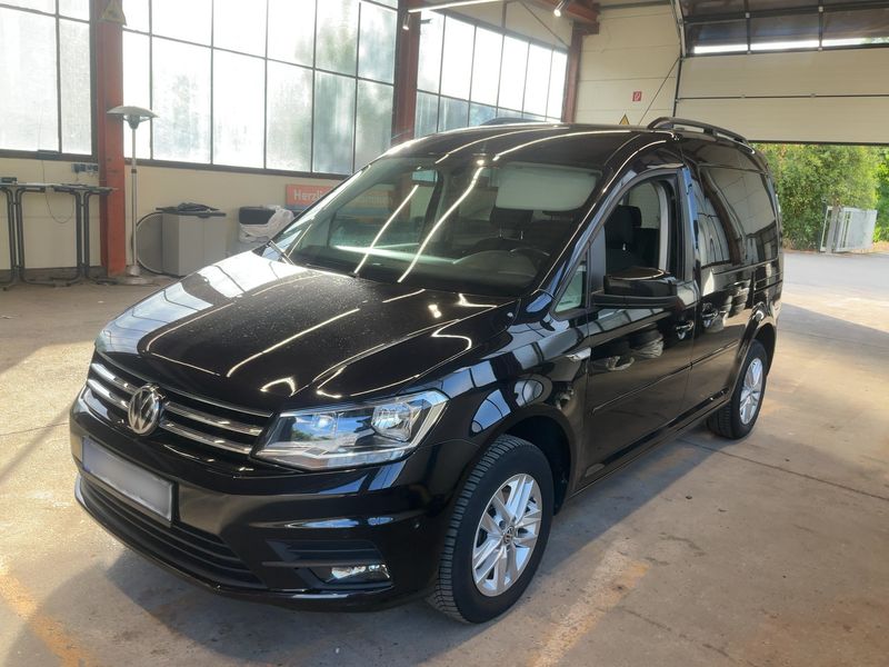 Volkswagen Caddy 2.0 TDI Comfortline BlueMotion Tech — zdjęcie 1