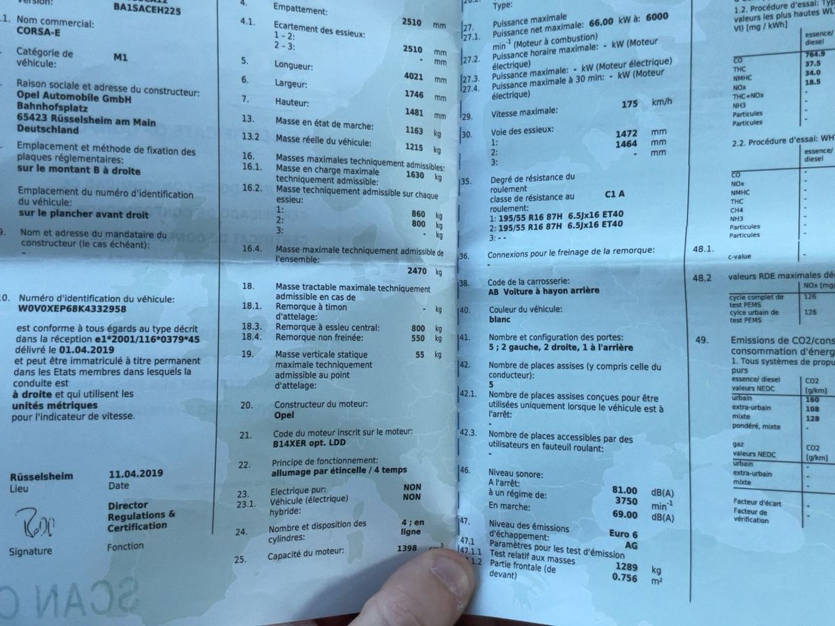 Opel Corsa 1.4 Black Edition