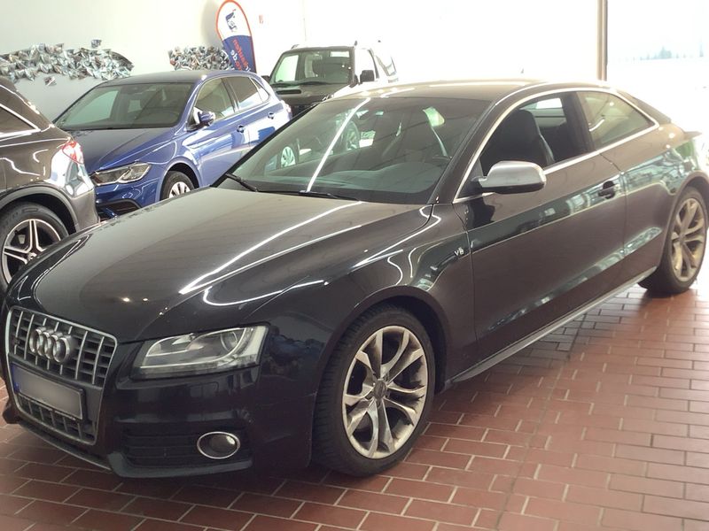 Audi S5 4.2 V8 FSI quattro