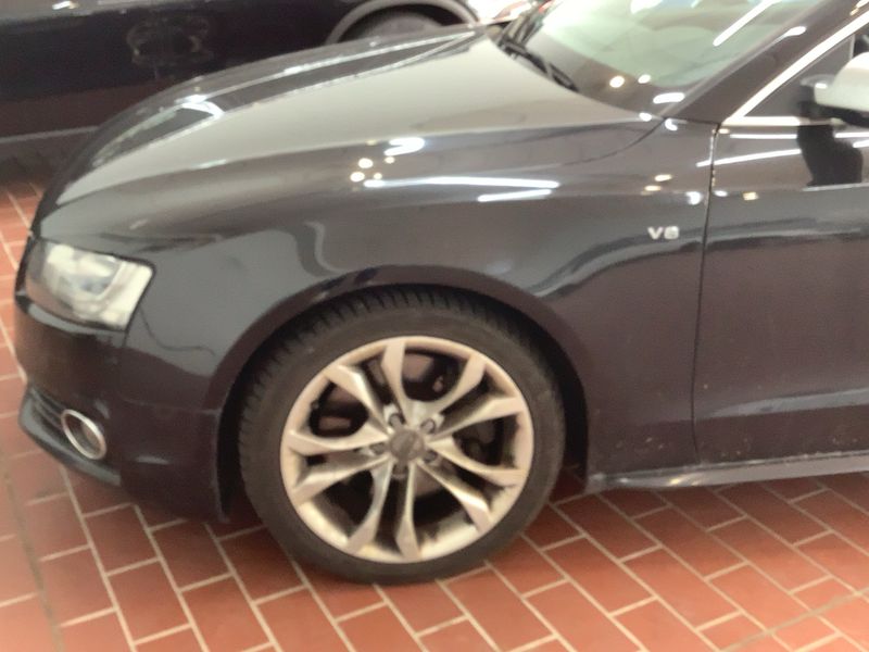 Audi S5 4.2 V8 FSI quattro — zdjęcie 2