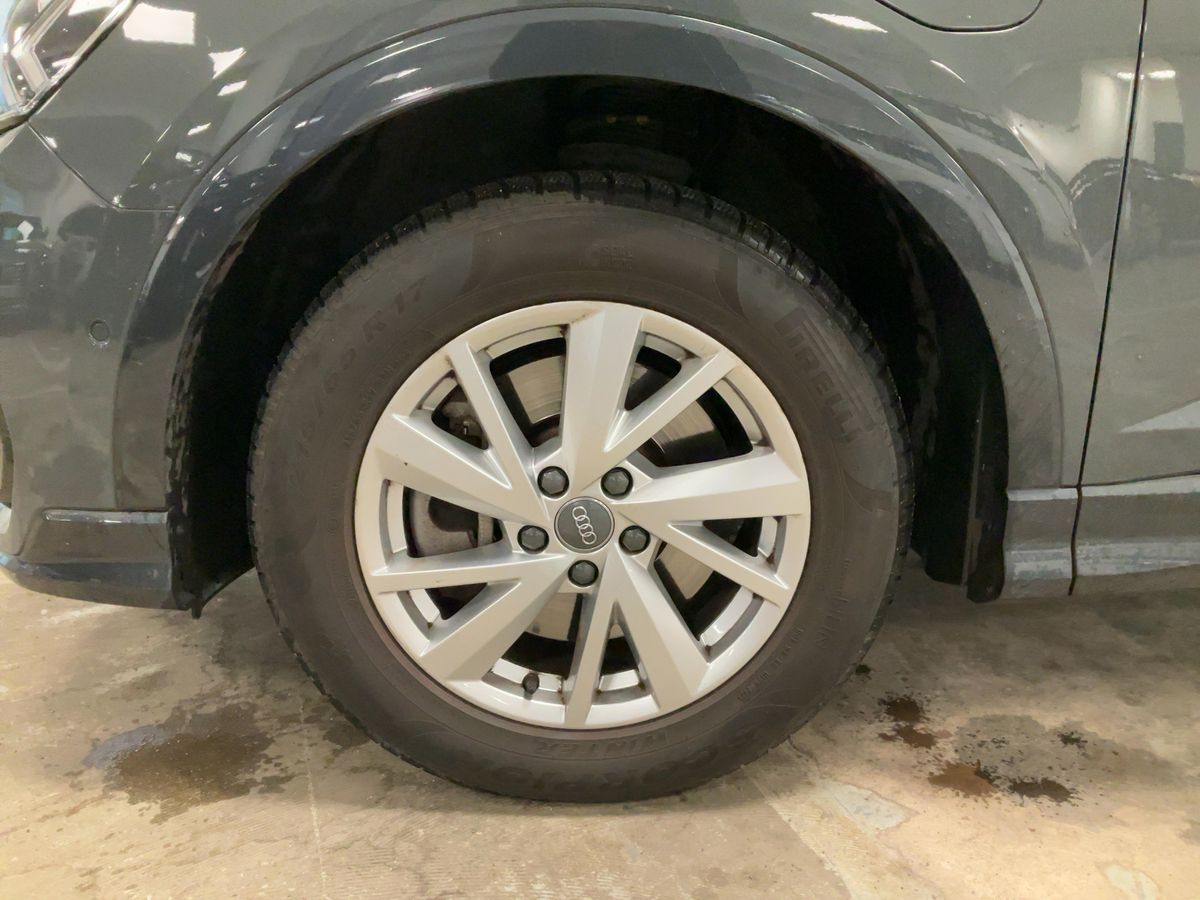 Audi Q3 2022 — photo 4