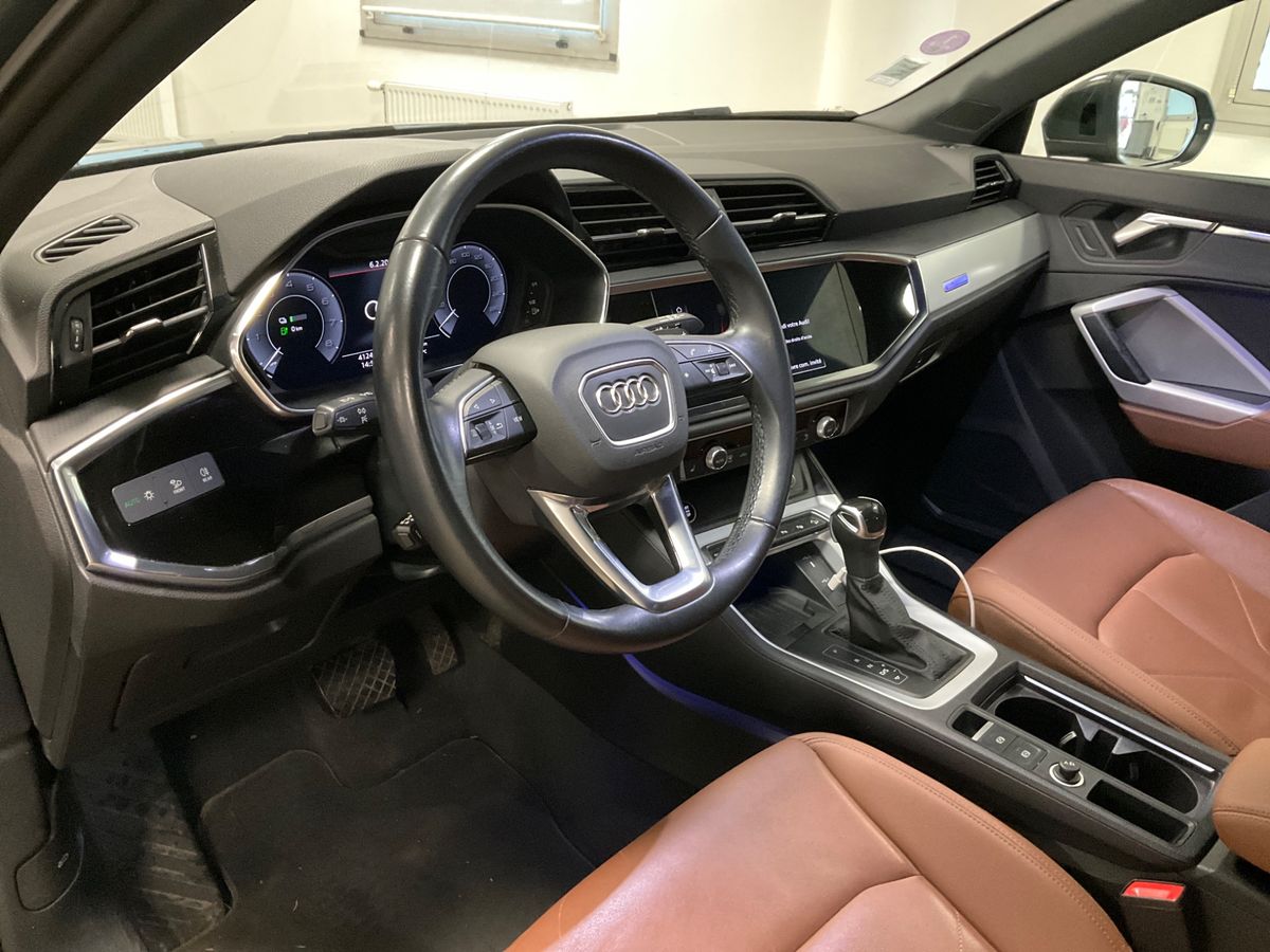 Audi Q3 2022 — photo 25