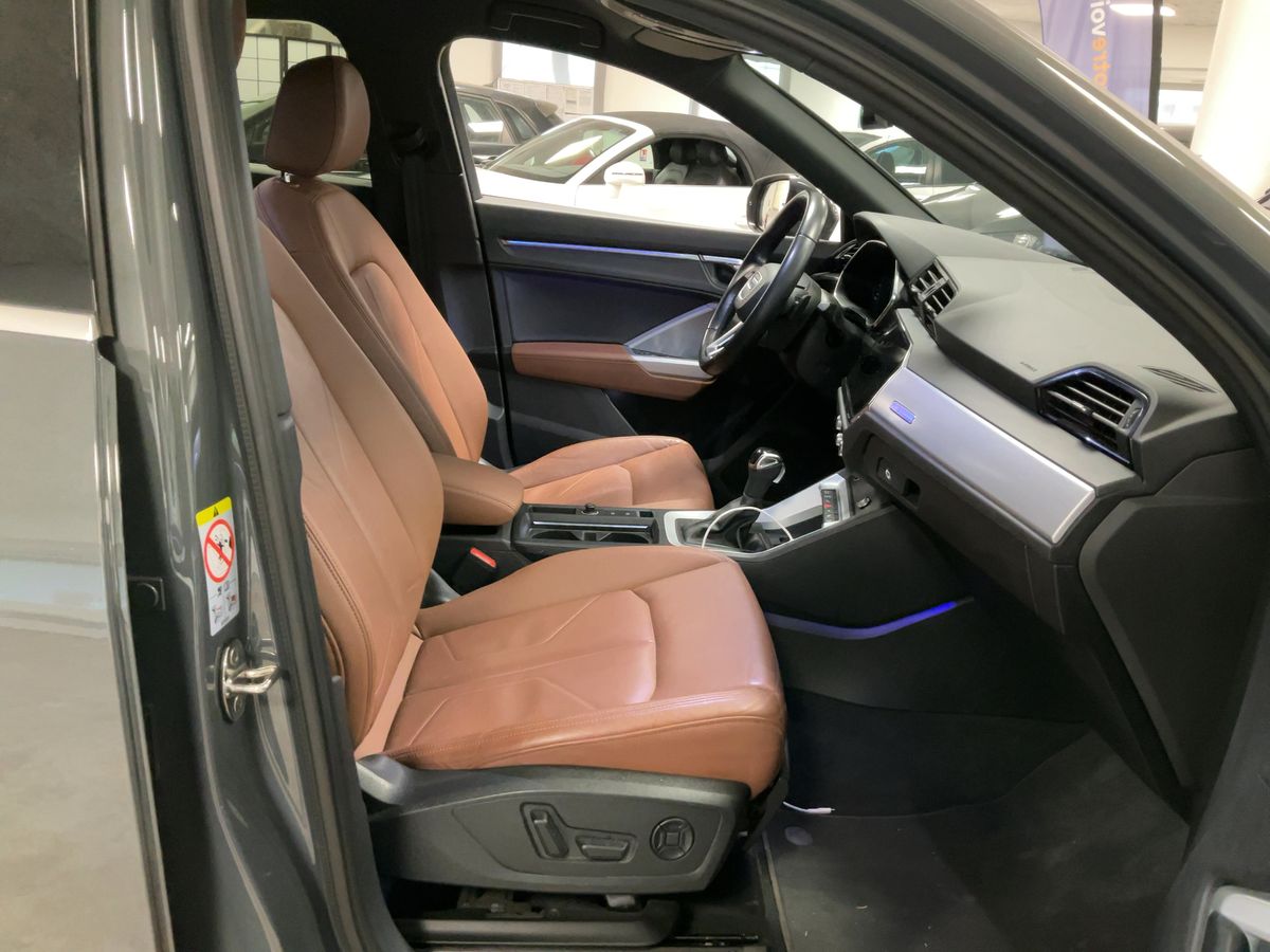 Audi Q3 2022 — photo 17