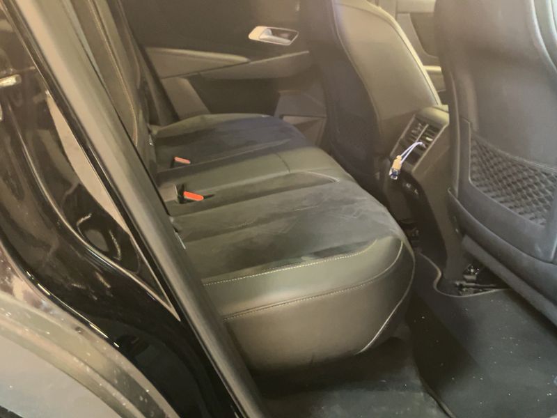 DS Automobiles DS7 Crossback 2.0 Blue-HDi Performance Line Plus — zdjęcie 14