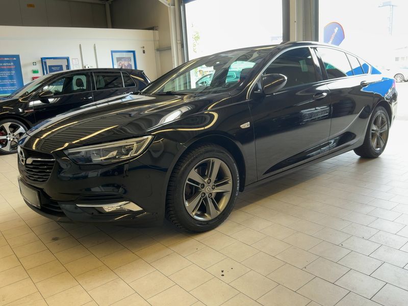 Opel Insignia Grand Sport 2.0 CDTI Dynamic