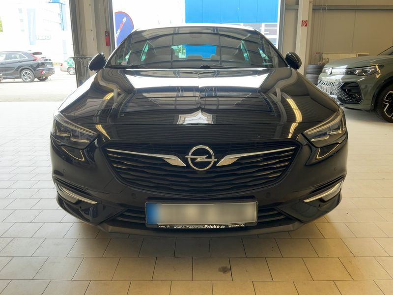 Opel Insignia Grand Sport 2.0 CDTI Dynamic — zdjęcie 9