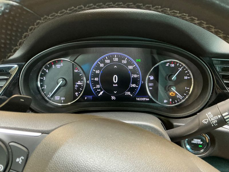 Opel Insignia Grand Sport 2.0 CDTI Dynamic — zdjęcie 13