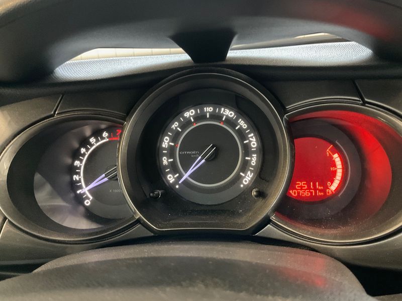 Citroen C3 1.6 VTi Exclusive — zdjęcie 13