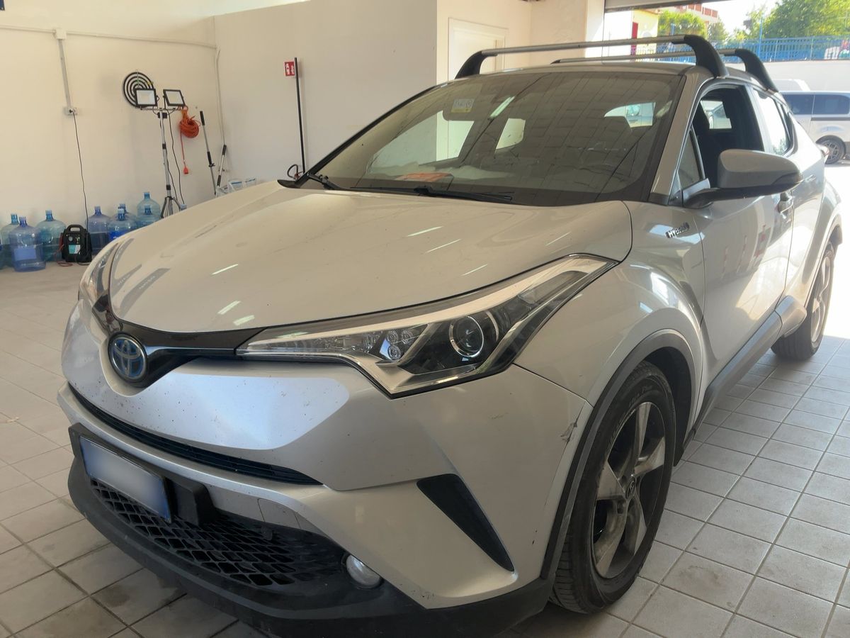 Toyota C-HR d'occasion