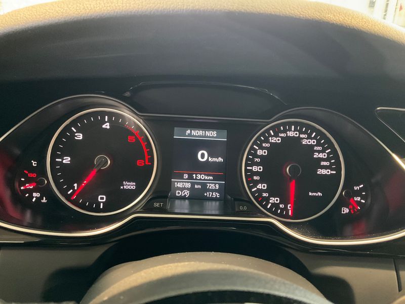 Audi A4 Allroad 2.0 TDI — zdjęcie 13