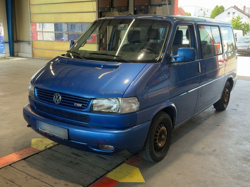 Volkswagen T4 Multivan 2.5 TDI Atlantis
