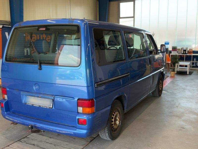 Volkswagen T4 Multivan 2.5 TDI Atlantis — zdjęcie 6