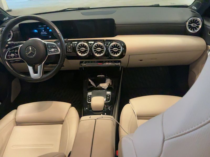 Mercedes-Benz A-Klasse A 180 d — zdjęcie 12