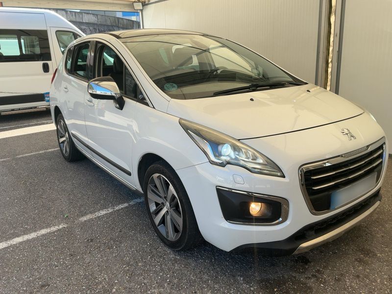 Peugeot 3008 2.0 HDi Allure — zdjęcie 8