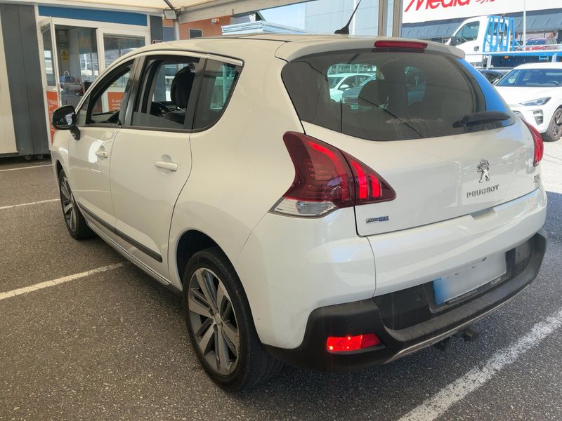 Peugeot 3008 2.0 HDi Allure — zdjęcie 3