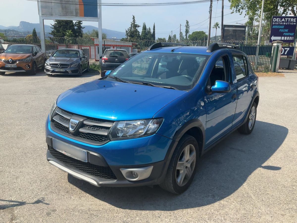 Dacia Sandero 2015