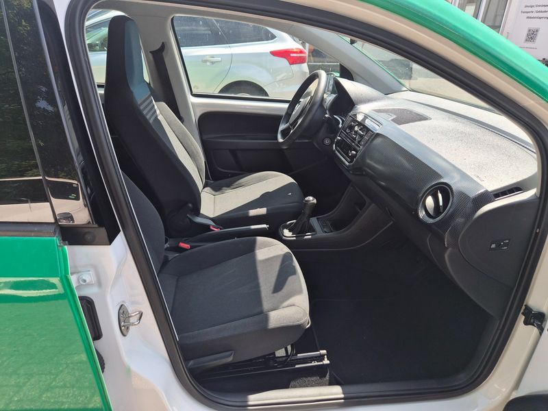 Volkswagen up! 1.0 Move up! — zdjęcie 11