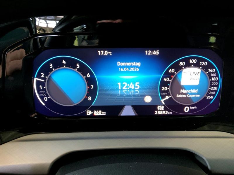 Volkswagen Golf VIII 1.0 TSI Life — zdjęcie 17