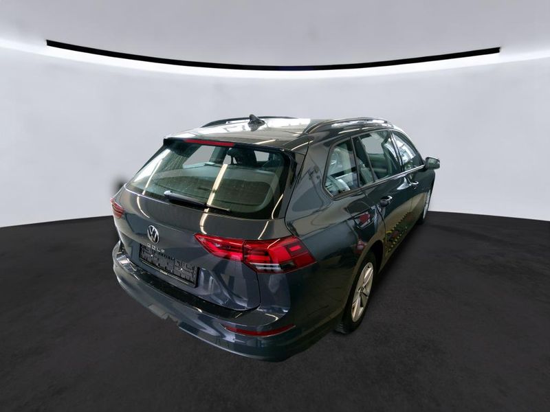 Volkswagen Golf VIII 1.0 TSI Life — zdjęcie 15