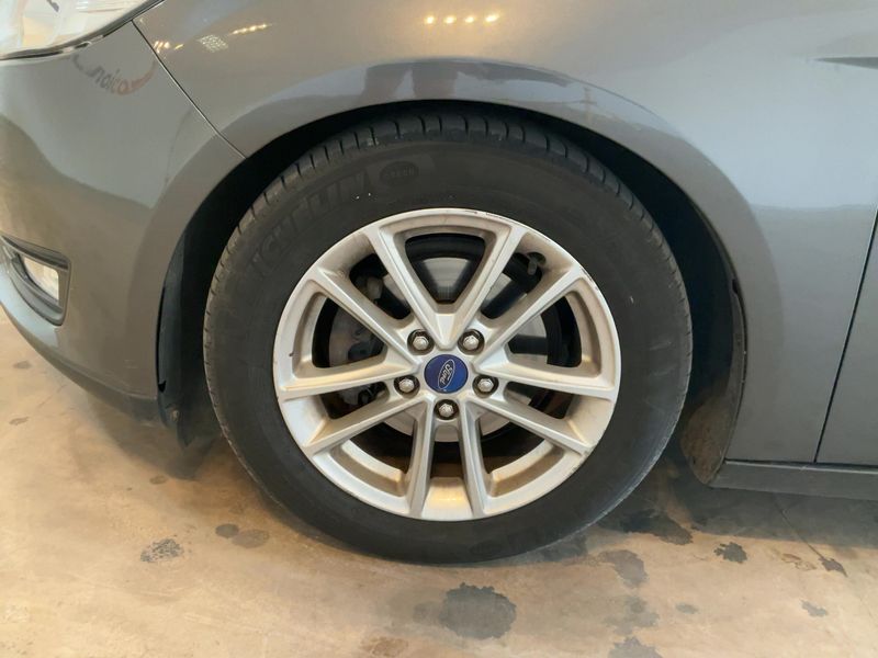 Ford Focus 1.5 TDCi Business 2018 – снимка 3
