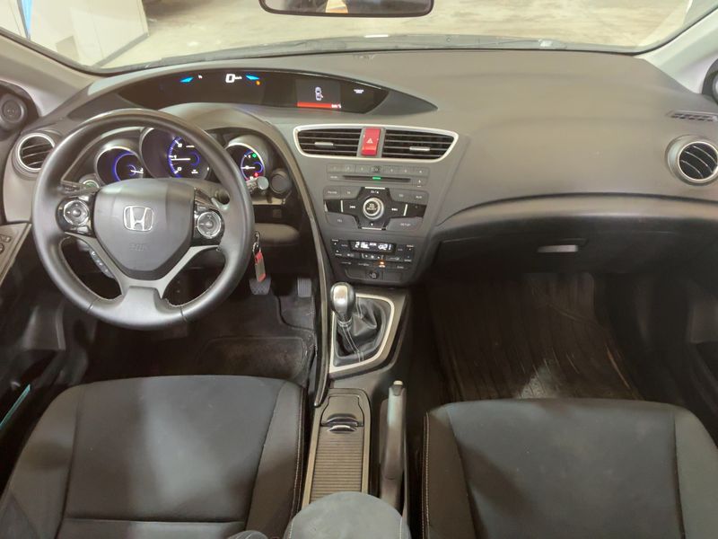 Honda Civic 1.6 DTEC Sport 2014 – снимка 17