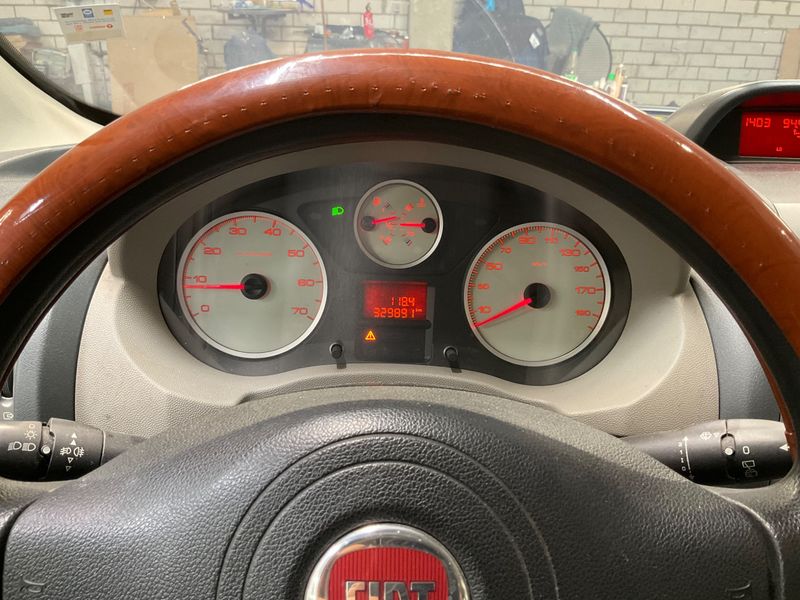 Fiat Scudo 2.0 JTDM Panorama Family L2H1 130 Multijet — zdjęcie 4