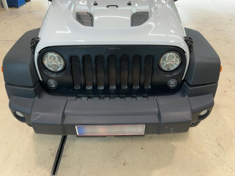 Jeep Wrangler Unlimited 2.8 CRD Rubicon — zdjęcie 9