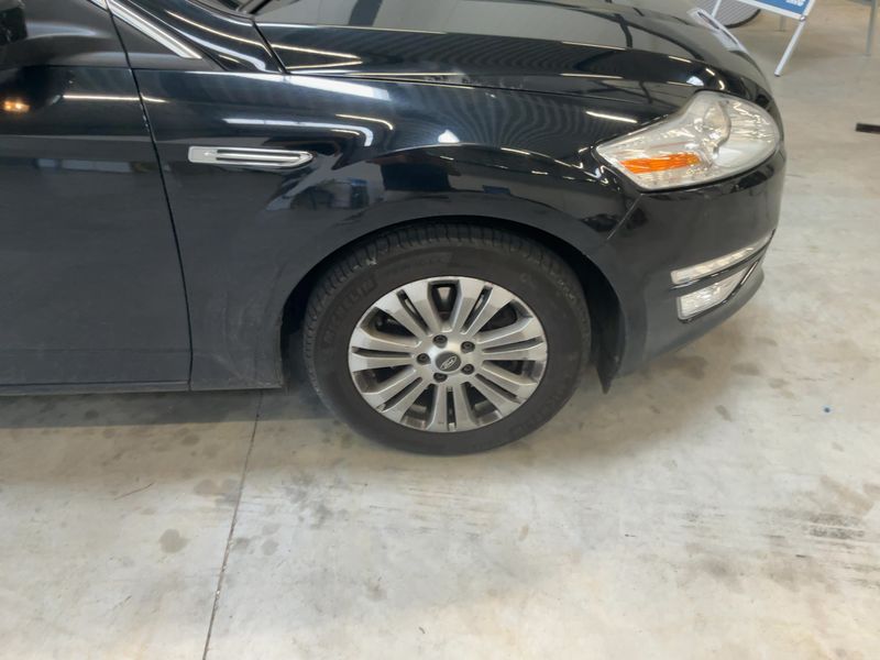 Ford Mondeo 2.2 TDCi Titanium 2012 – снимка 11