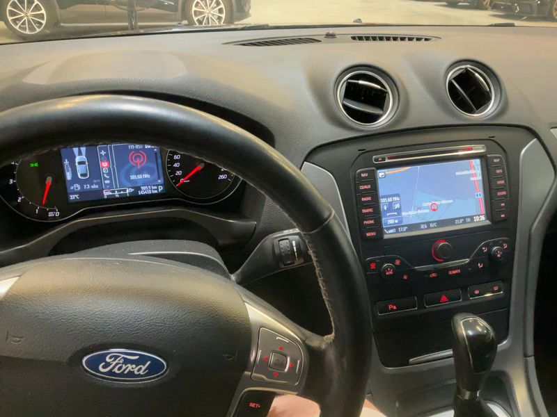 Ford Mondeo 2.2 TDCi Titanium 2012 – снимка 18