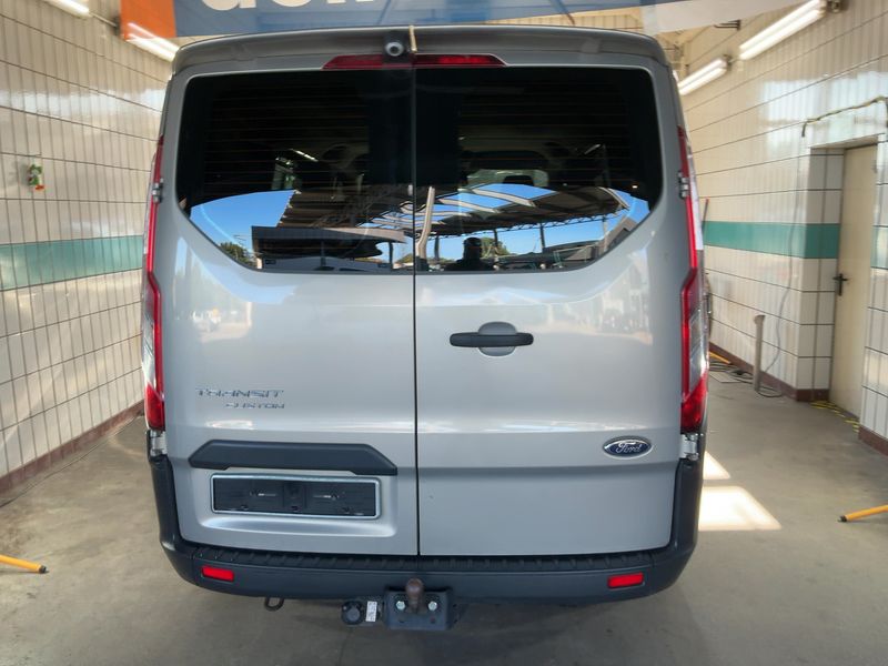 Ford Transit 2.0 TDCi 310 L1 — zdjęcie 5