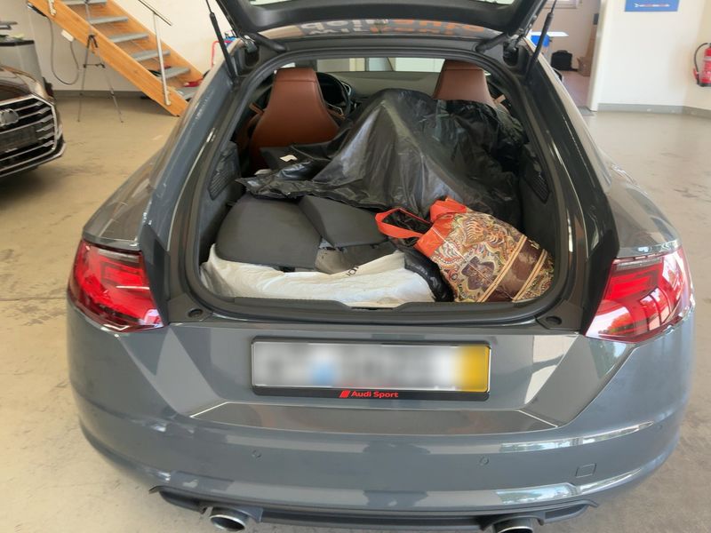 Audi TT 2.0 TFSI quattro Coupe — zdjęcie 10