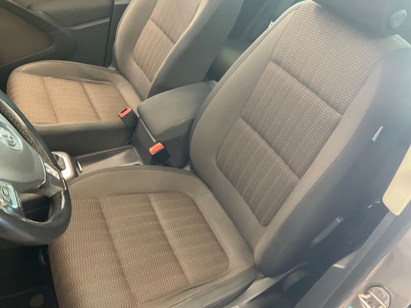 Volkswagen Tiguan 2.0 TDI Sport & Style 4Motion BlueMotion Tech 2013 – снимка 33