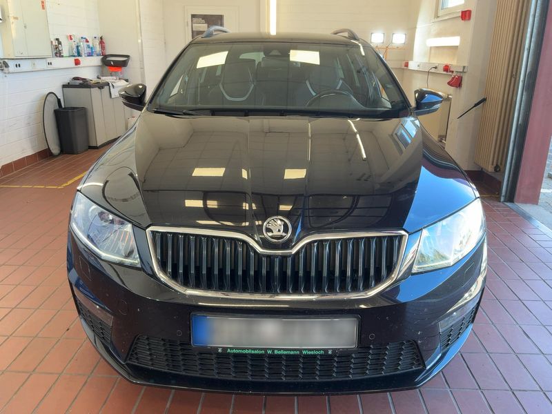 Skoda Octavia 2.0 TSI RS — zdjęcie 9