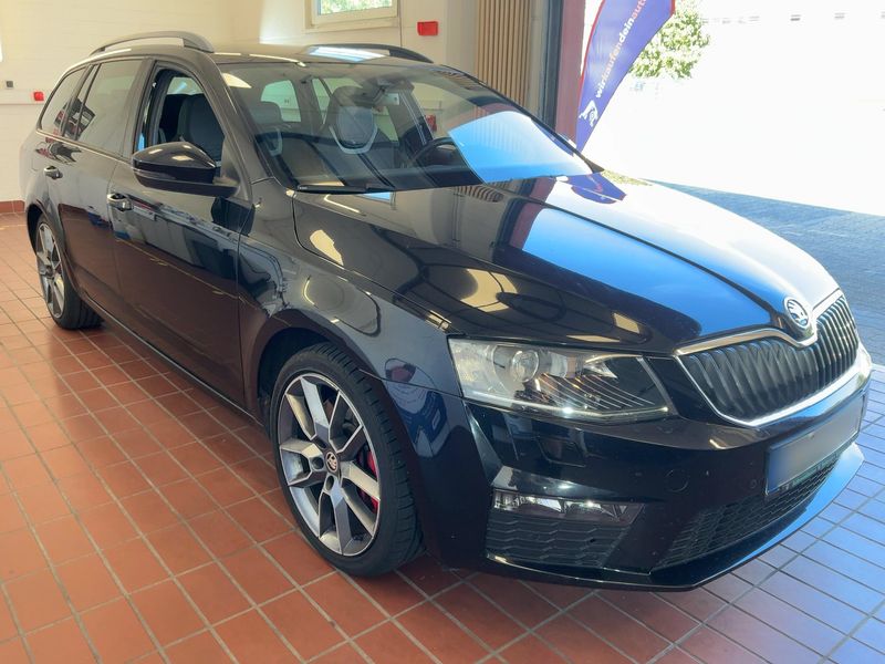 Skoda Octavia 2.0 TSI RS — zdjęcie 8