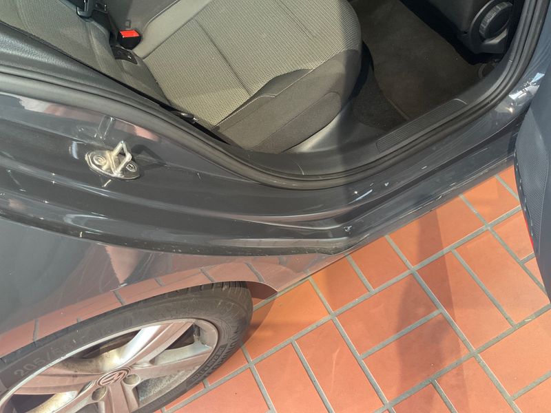 Volkswagen Golf VII 2.0 TDI Comfortline BlueMotion Tech 2013 – снимка 28