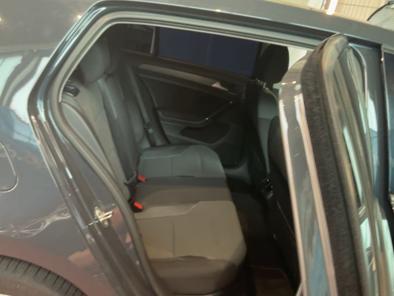 Volkswagen Golf VII 2.0 TDI Comfortline BlueMotion Tech 2013 – снимка 19