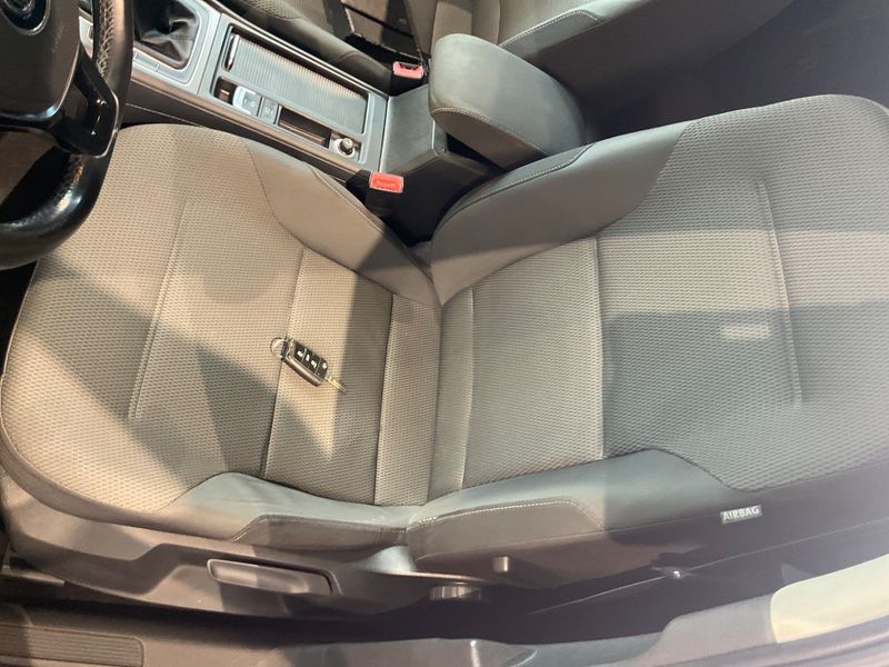 Volkswagen Golf VII 2.0 TDI Comfortline BlueMotion Tech 2013 – снимка 23