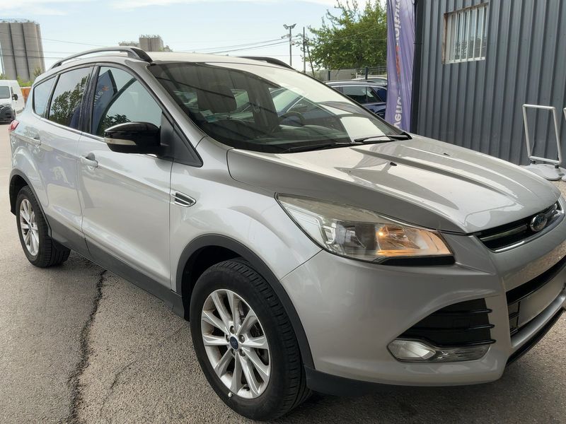 Ford Kuga 2.0 TDCi Titanium 2015 – снимка 12