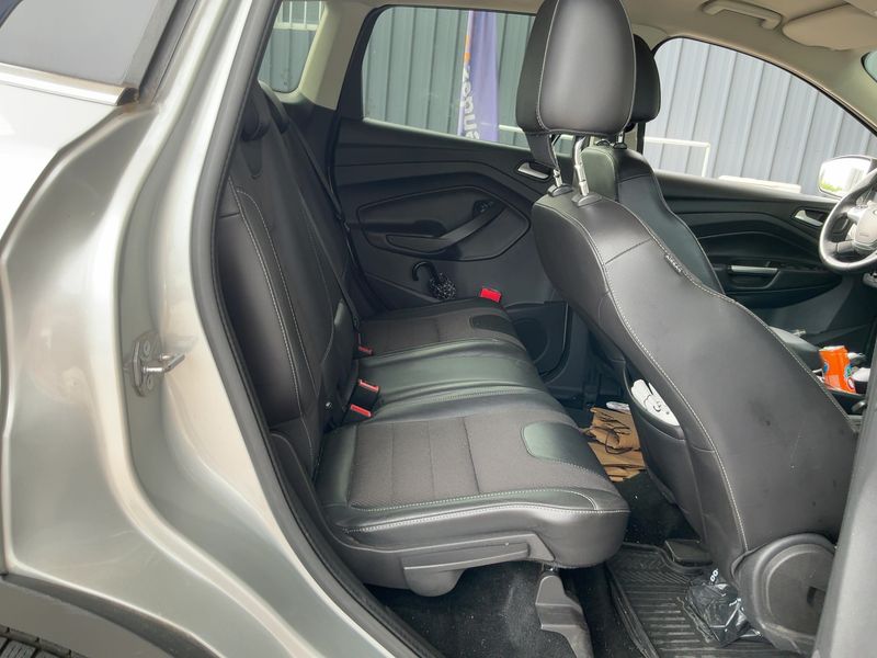 Ford Kuga 2.0 TDCi Titanium 2015 – снимка 19