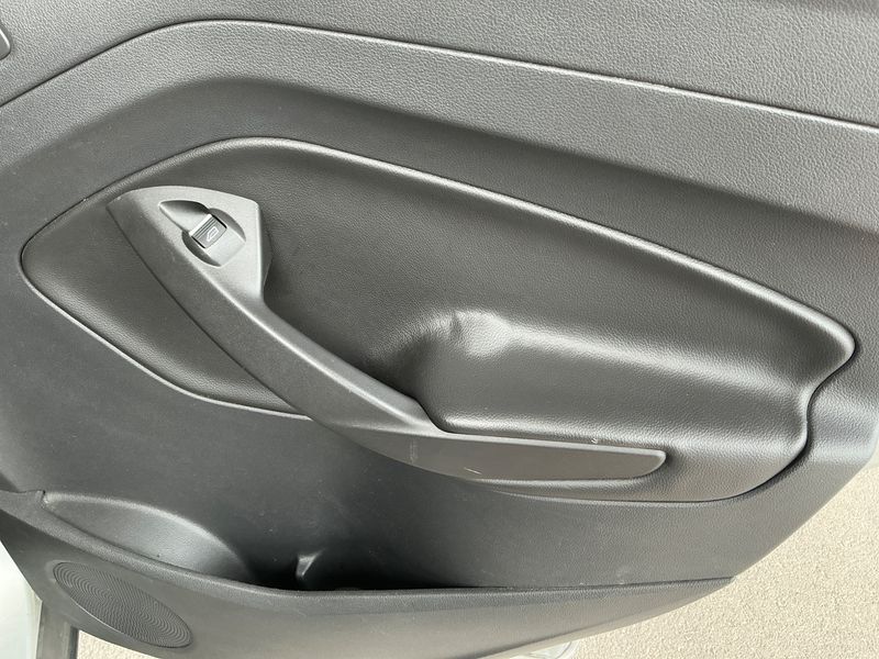 Ford Kuga 2.0 TDCi Titanium 2015 – снимка 33